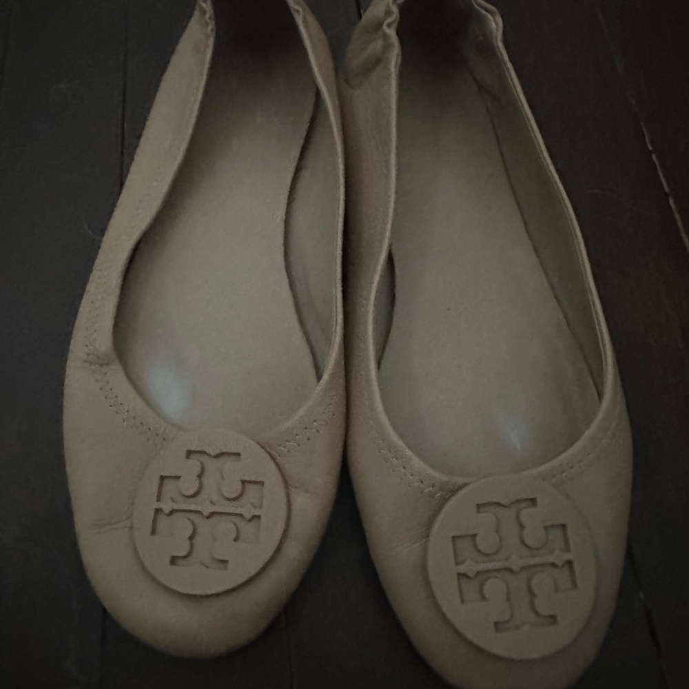 Tory Burch Beige Logo Flats